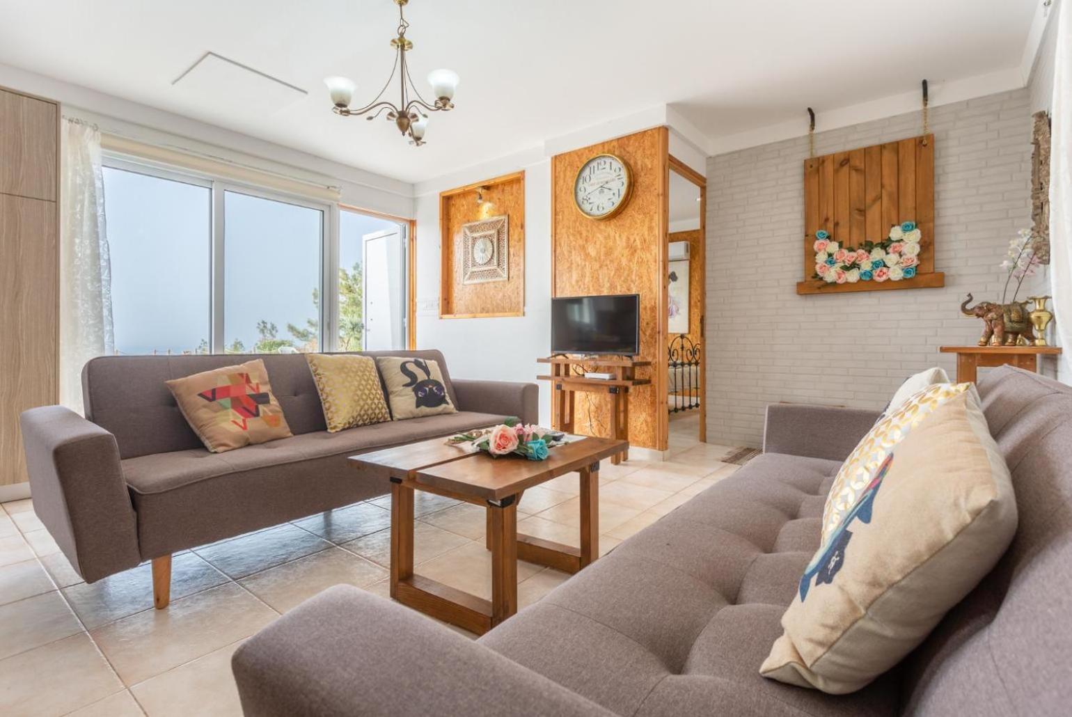 Paradiso Sunset Villa Pomos