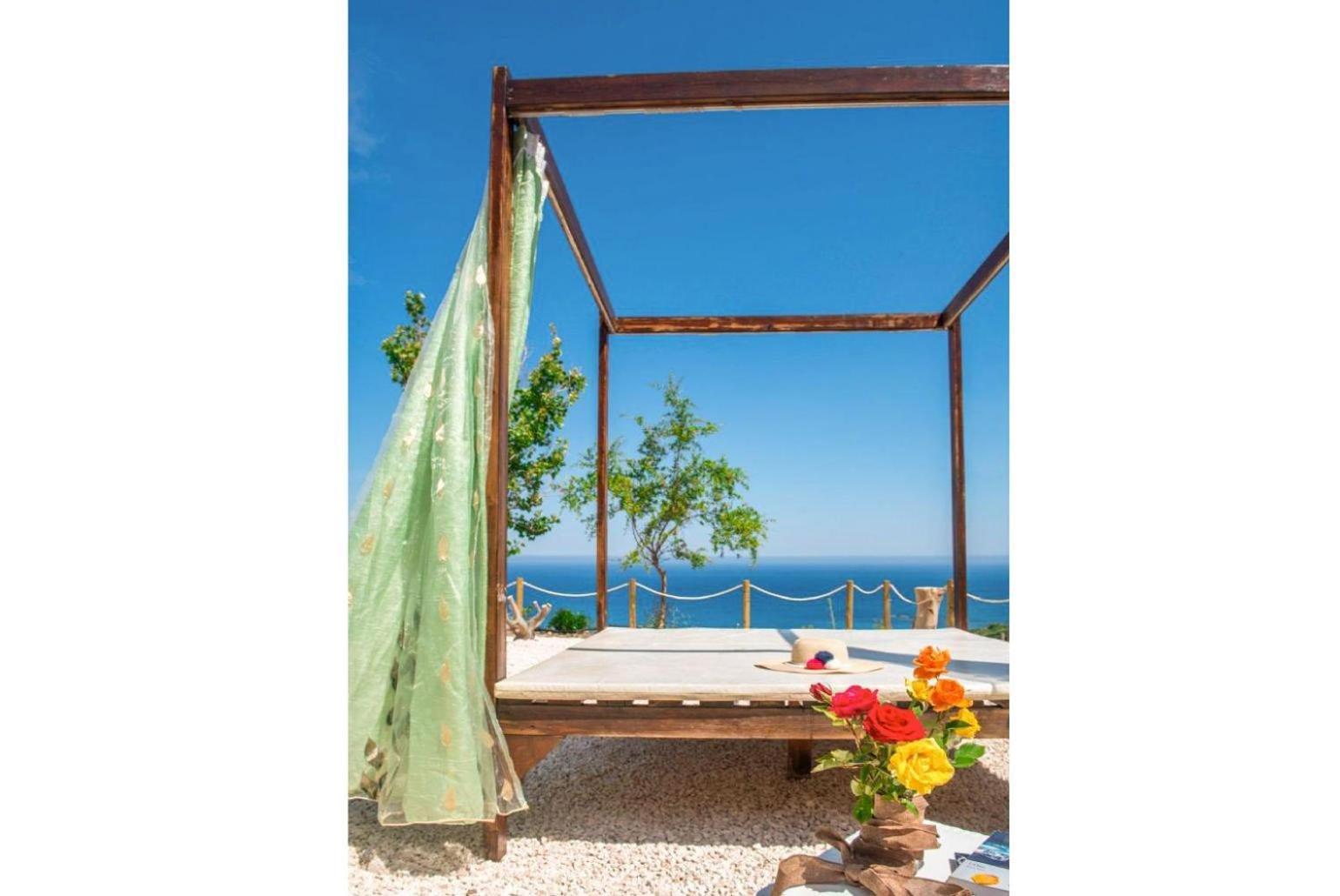 Paradiso Sunset Villa Pomos